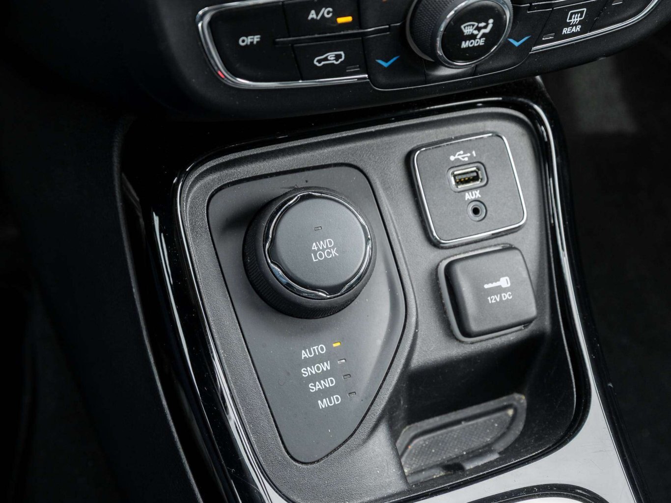 2020 Jeep Compass LIMITED 4X4 NAVI CAR PLAY HTD SEAT