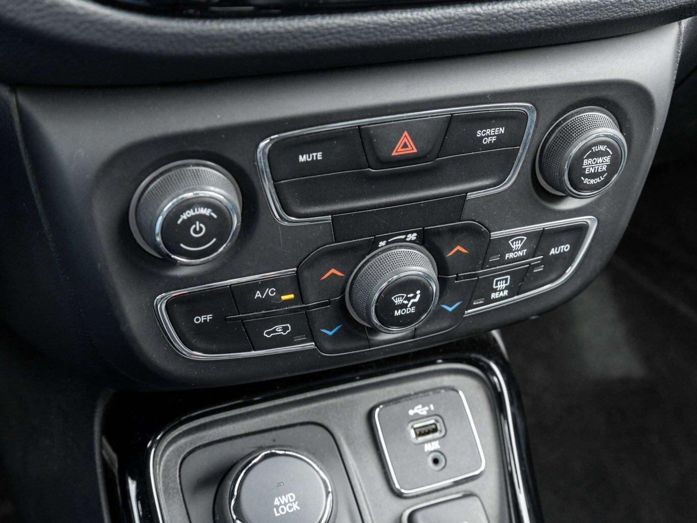 2020 Jeep Compass LIMITED 4X4 NAVI CAR PLAY HTD SEAT