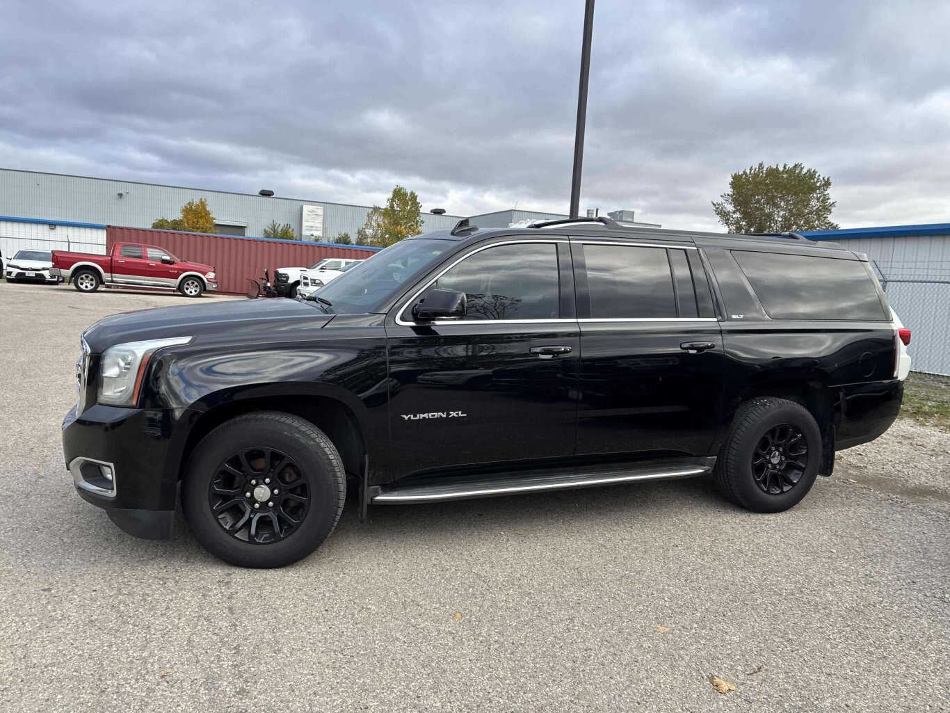 2016 GMC Yukon SLT LEATHER RUNS WELL SOLD AS IS AS TRADED