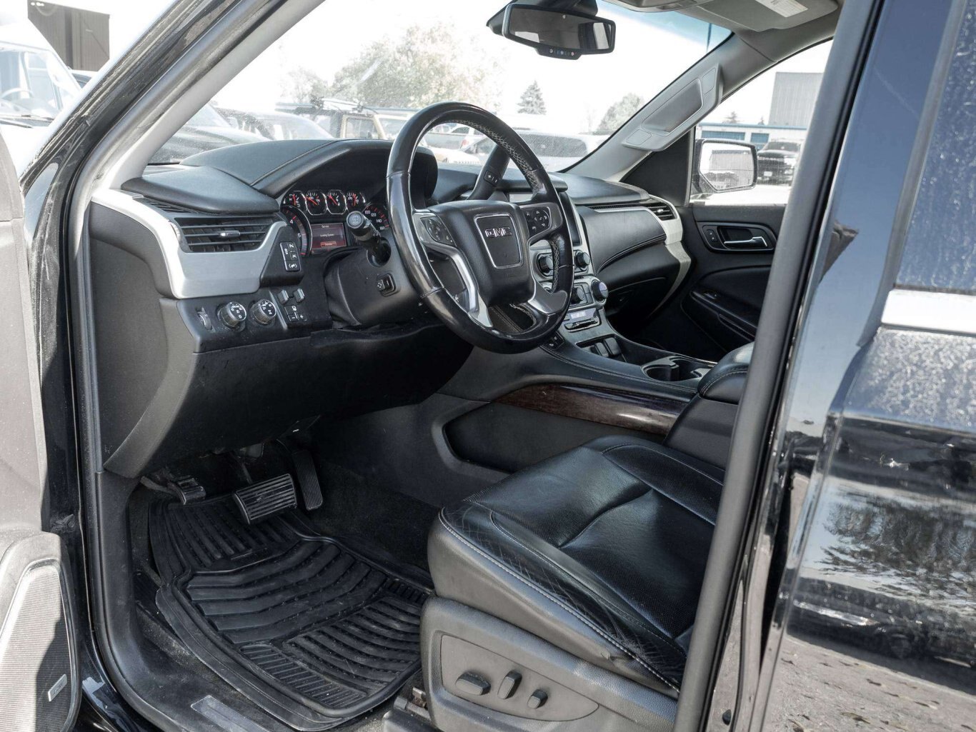 2016 GMC Yukon SLT LEATHER RUNS WELL SOLD AS IS AS TRADED