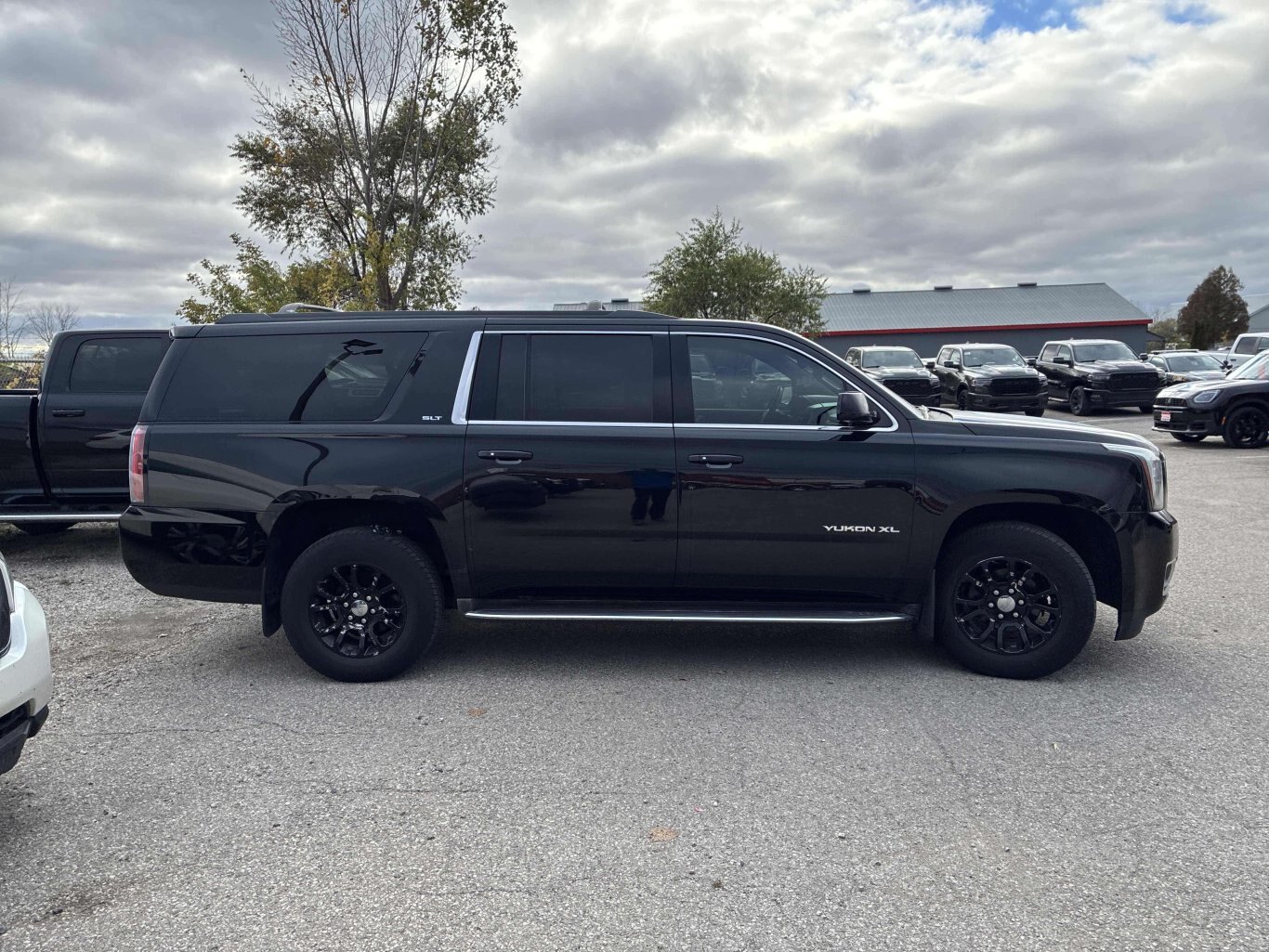 2016 GMC Yukon SLT LEATHER RUNS WELL SOLD AS IS AS TRADED