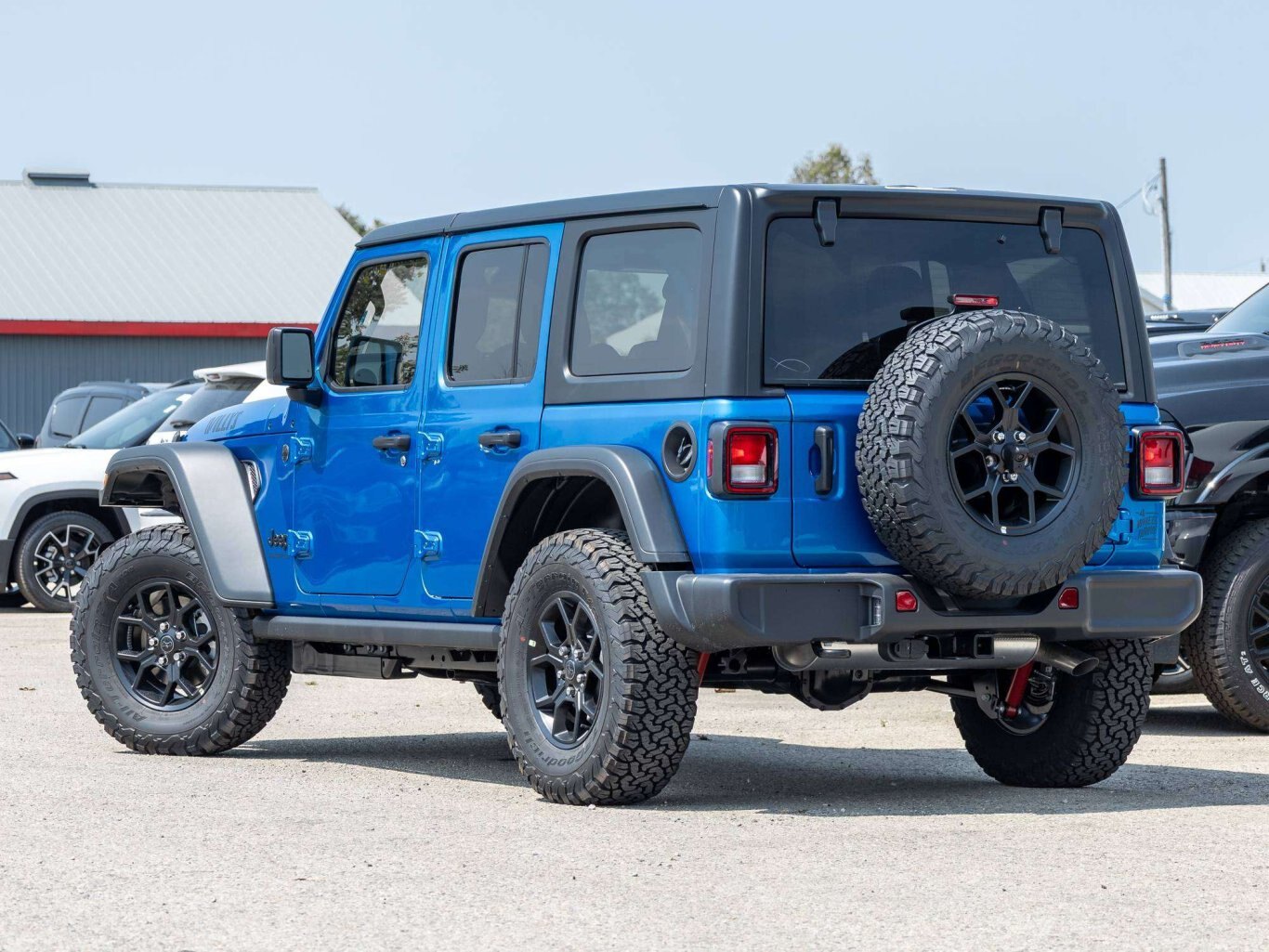 2026 Jeep Wrangler WILLYS 6 SPEED CAR PLAY 4X4 DEMO SPECIAL