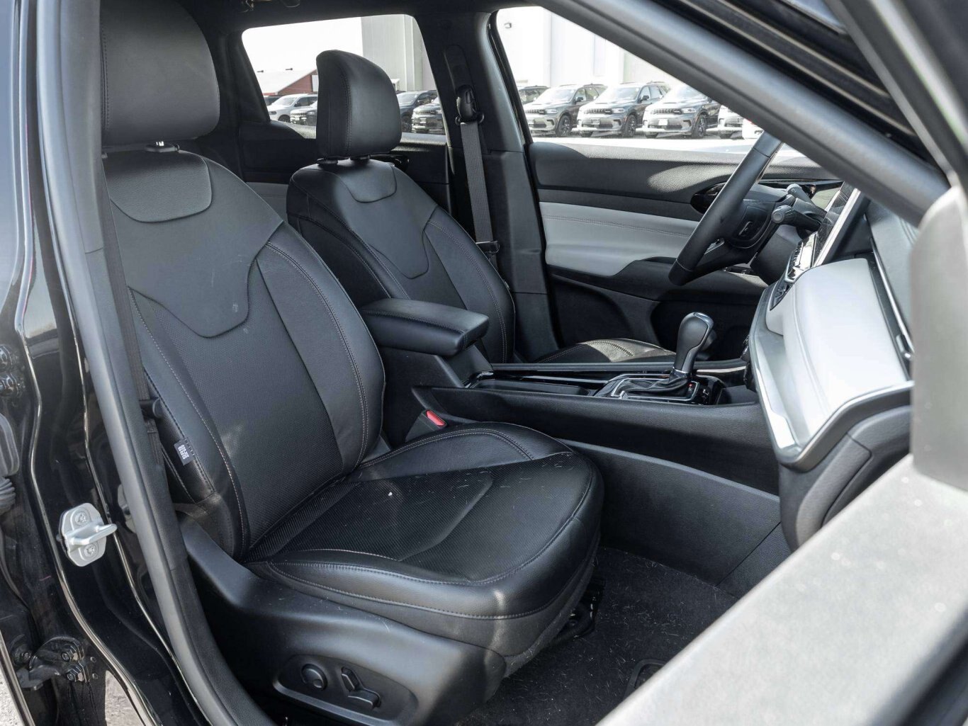 2024 Jeep Compass LIMITED BLIND SPOT POWER DOORS KEYLESS ENTRY