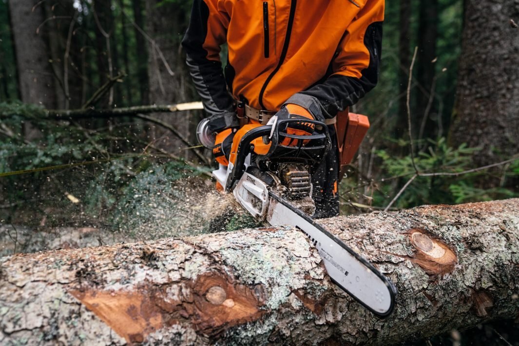 STIHL MS 400 C-M CHAINSAW 20