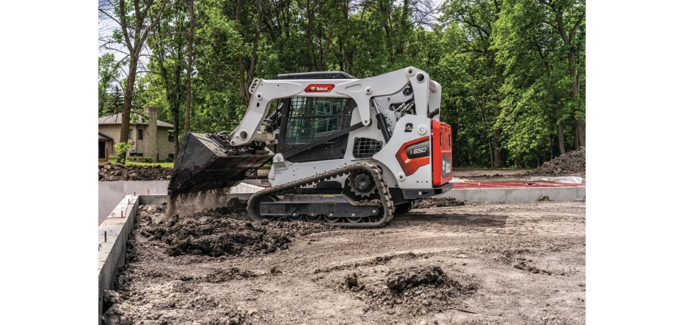 Bobcat T650 Compact Track Loader