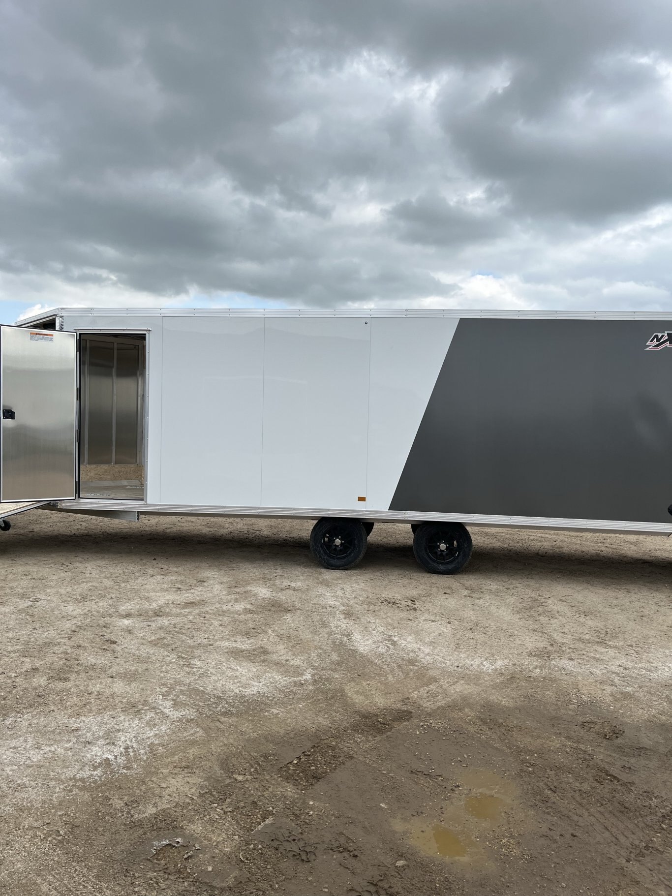 2027 ALCOM NXTS 24101TR A
