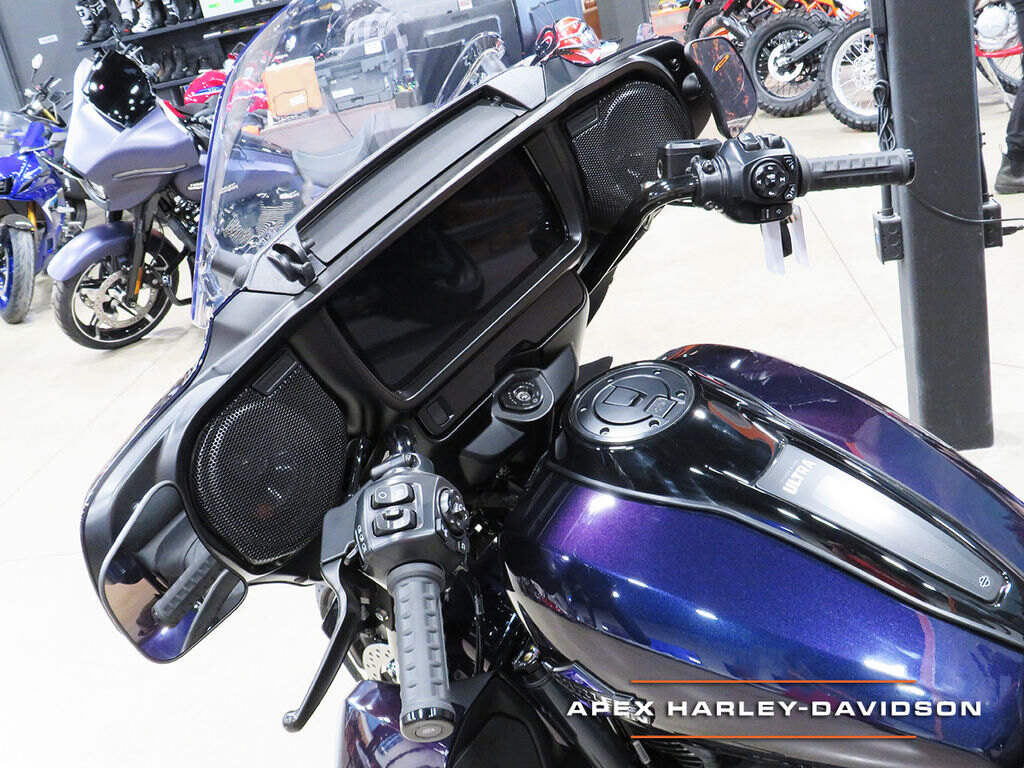 2025 Harley Davidson FLHXU Street Glide Ultra