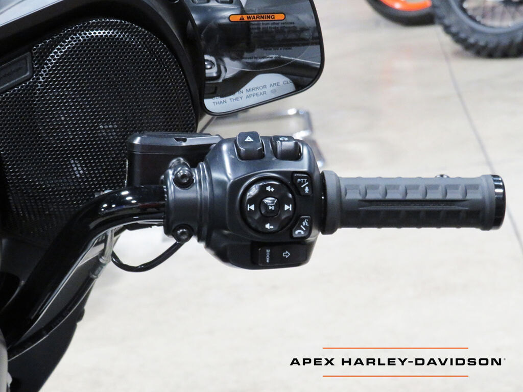2025 Harley Davidson FLHXU Street Glide Ultra