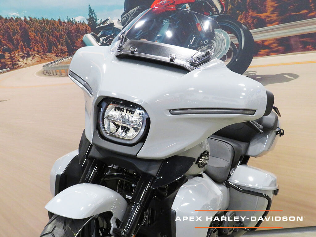 2025 Harley Davidson FLHXU Street Glide Ultra