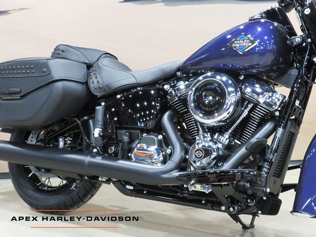 2026 Harley Davidson FLHC Heritage Classic