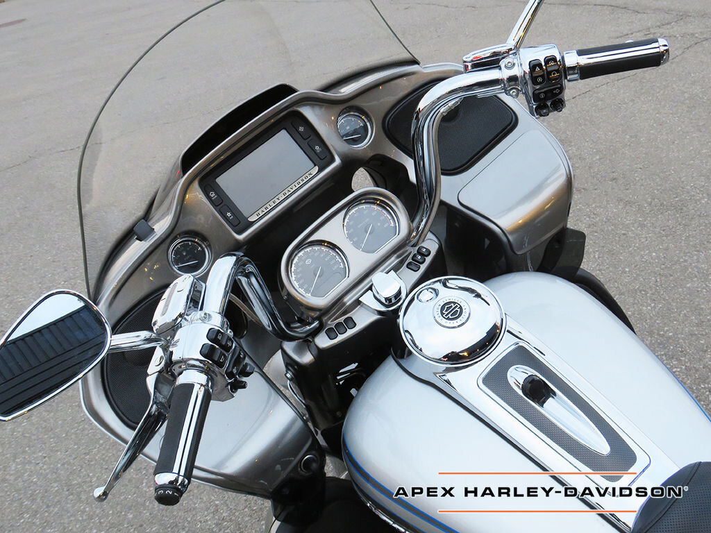2016 Harley Davidson FLTRUSE CVO Road Glide Ultra