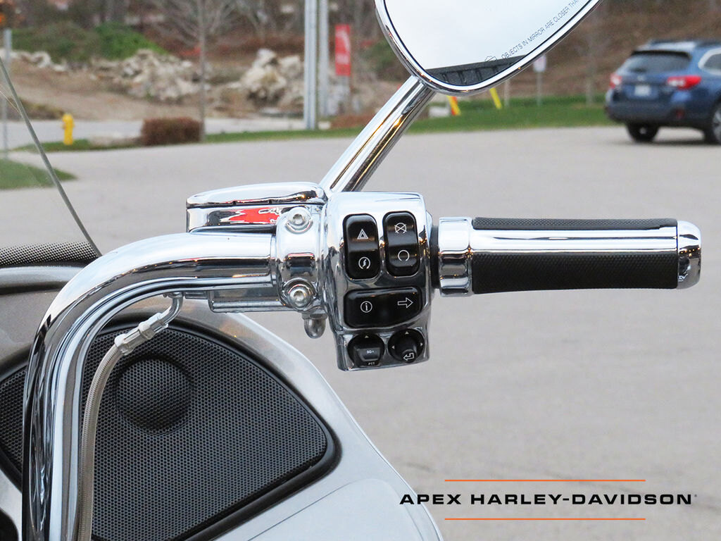 2016 Harley Davidson FLTRUSE CVO Road Glide Ultra
