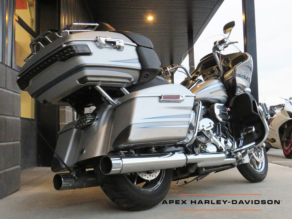 2016 Harley Davidson FLTRUSE CVO Road Glide Ultra