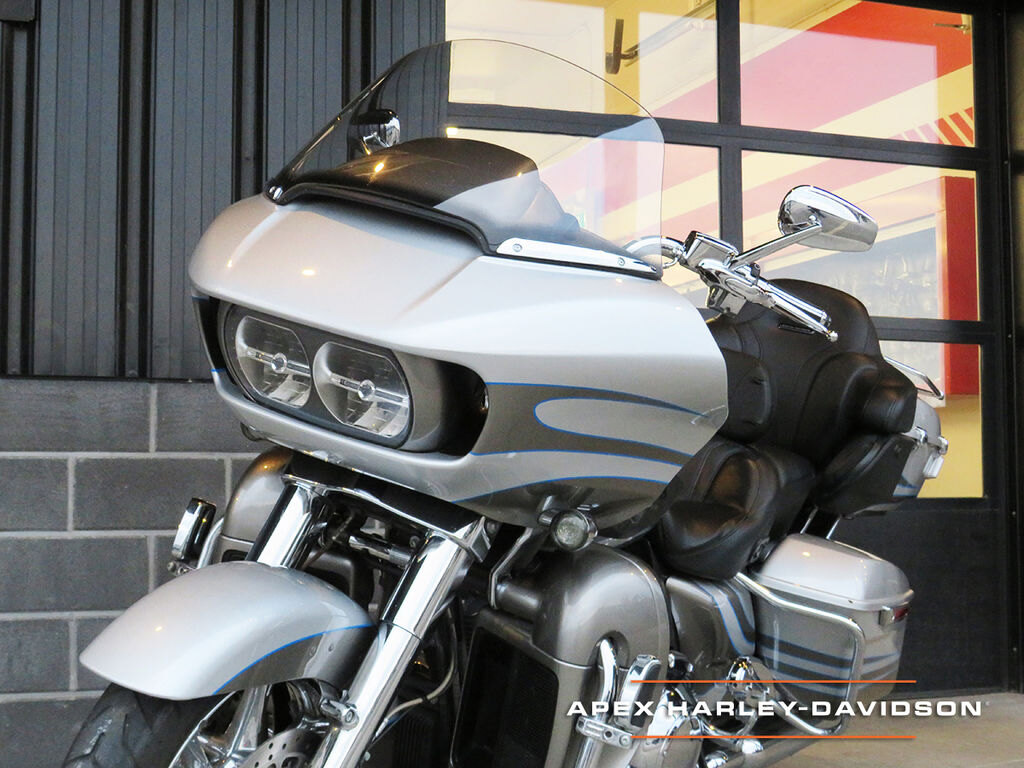 2016 Harley Davidson FLTRUSE CVO Road Glide Ultra