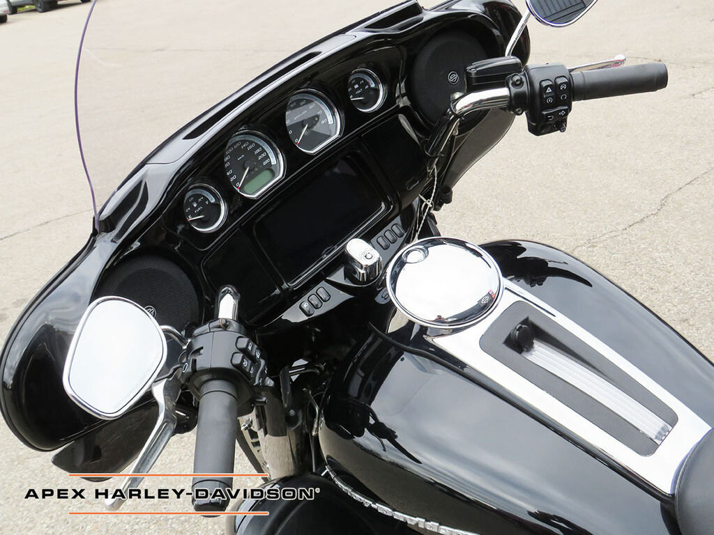 2022 Harley Davidson FLHTK Ultra Limited