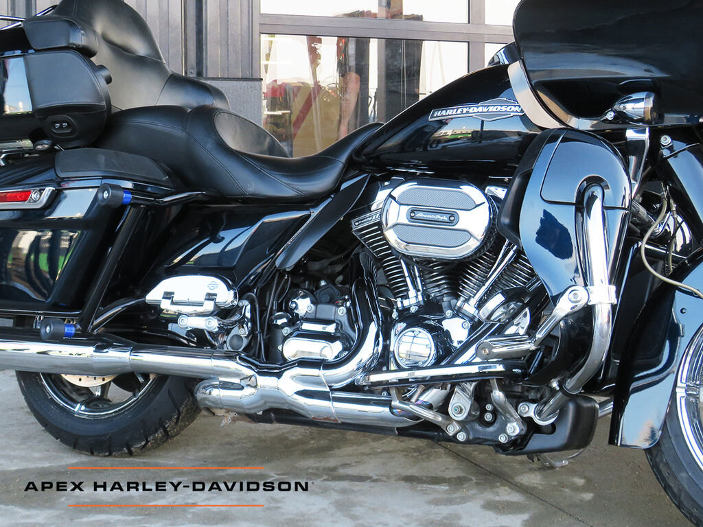2015 Harley Davidson FLTRUSE CVO Road Glide Ultra
