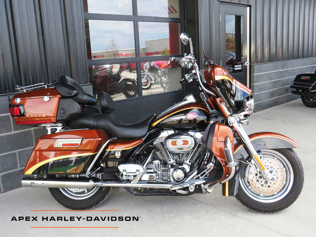 2008 Harley Davidson FLHTCUSE3 CVO Screamin' Eagle Ultra Classic