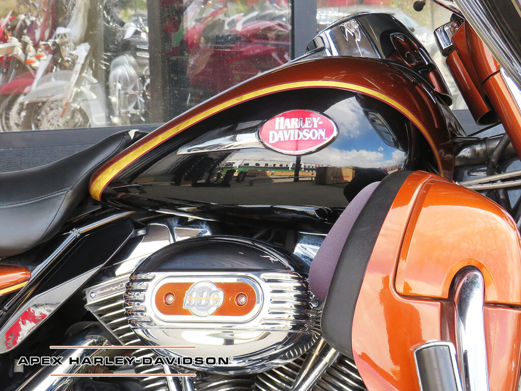 2008 Harley Davidson FLHTCUSE3 CVO Screamin' Eagle Ultra Classic