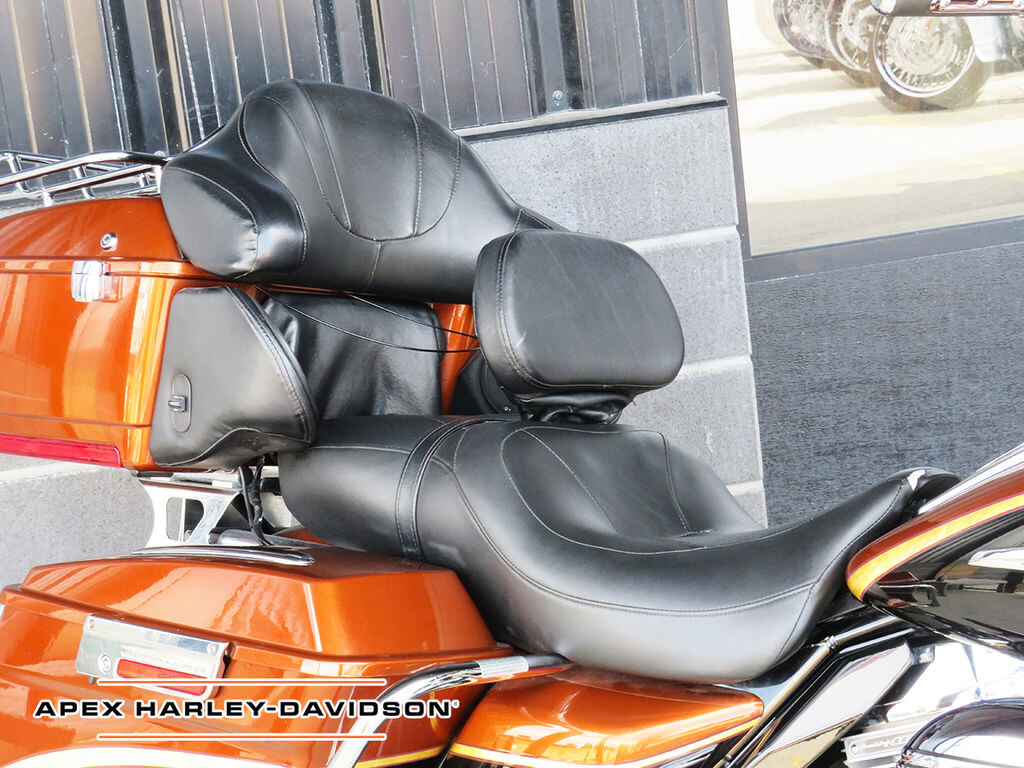 2008 Harley Davidson FLHTCUSE3 CVO Screamin' Eagle Ultra Classic