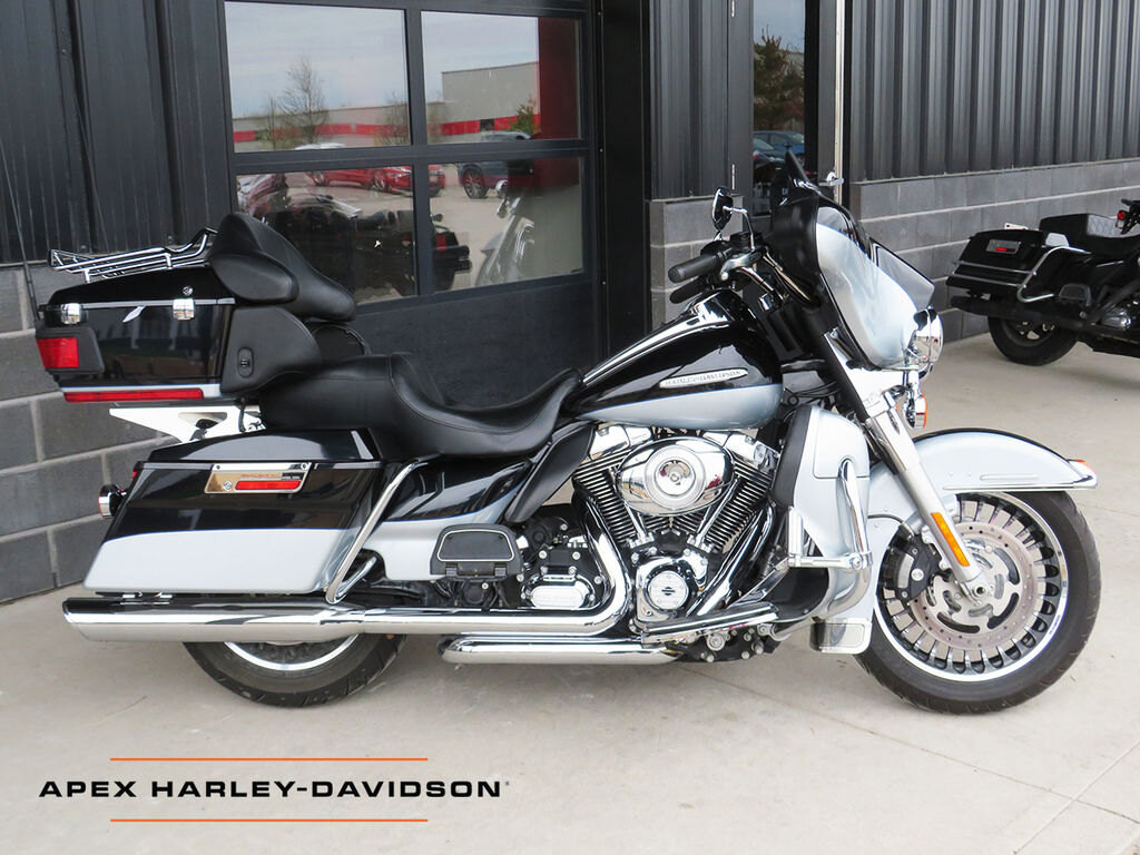 2012 Harley Davidson FLHTK Electra Glide Ultra Limited