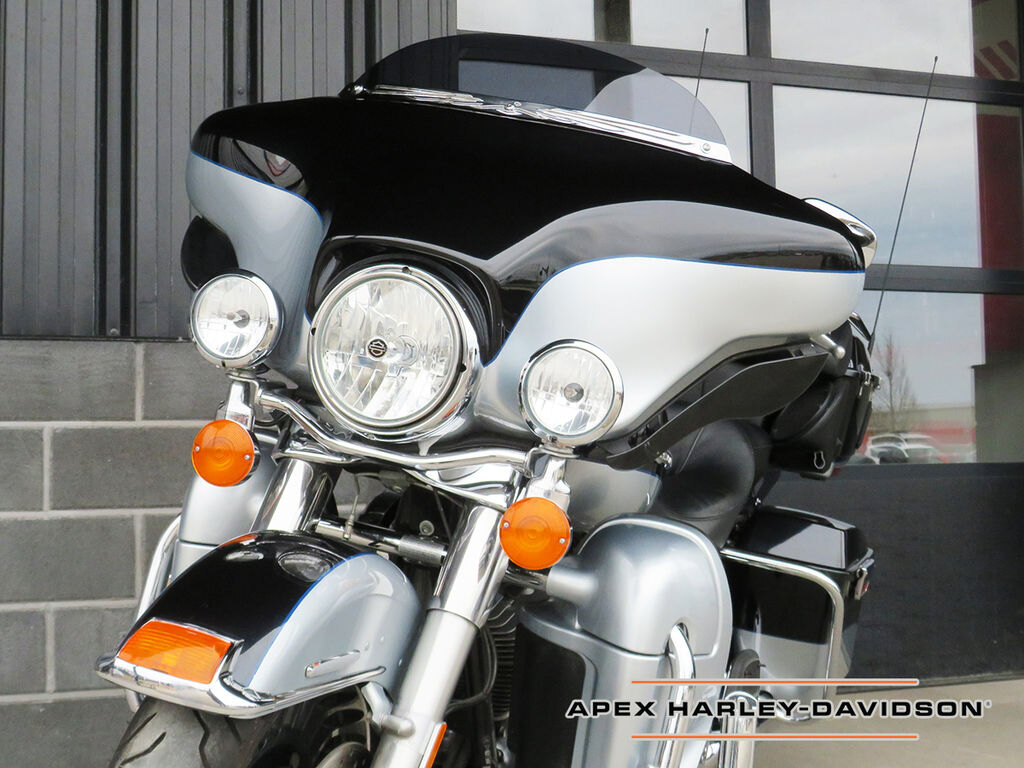 2012 Harley Davidson FLHTK Electra Glide Ultra Limited