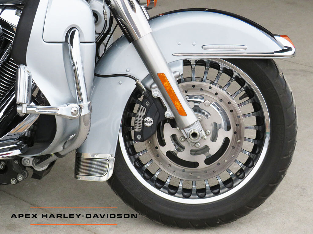 2012 Harley Davidson FLHTK Electra Glide Ultra Limited
