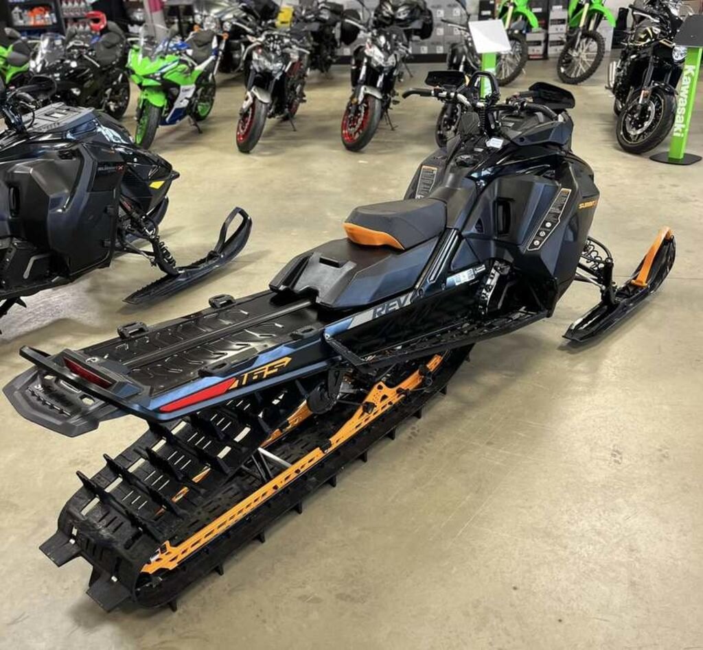 2020 Ski Doo Summit X 850 E TEC | Keeping It Cool | $73 BW