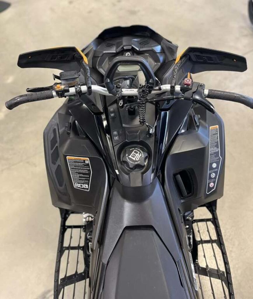 2020 Ski Doo Summit X 850 E TEC | Keeping It Cool | $73 BW