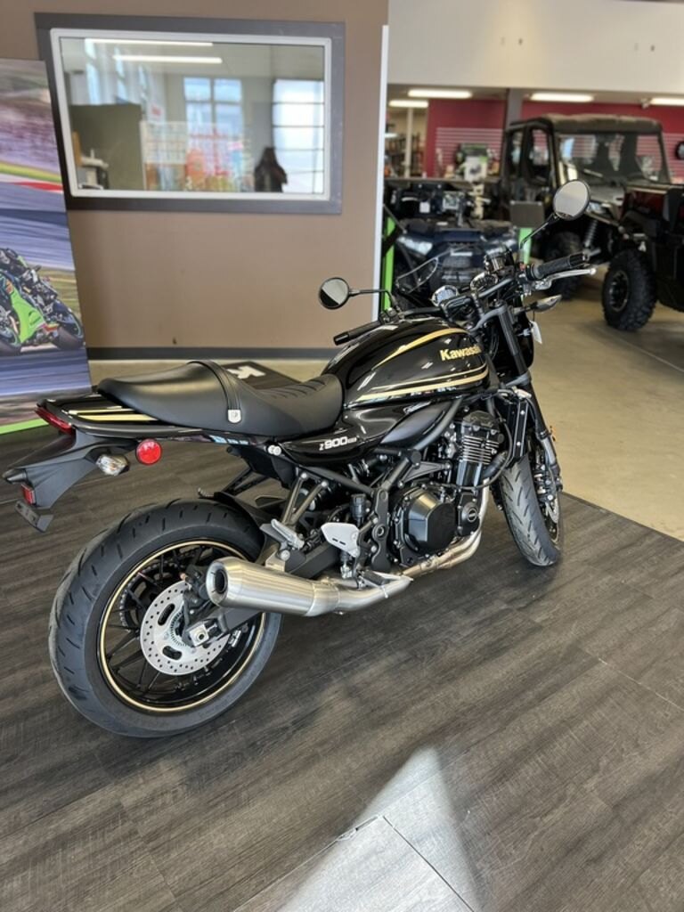 2024 Kawasaki Z900RS Cafe | Power & Performance