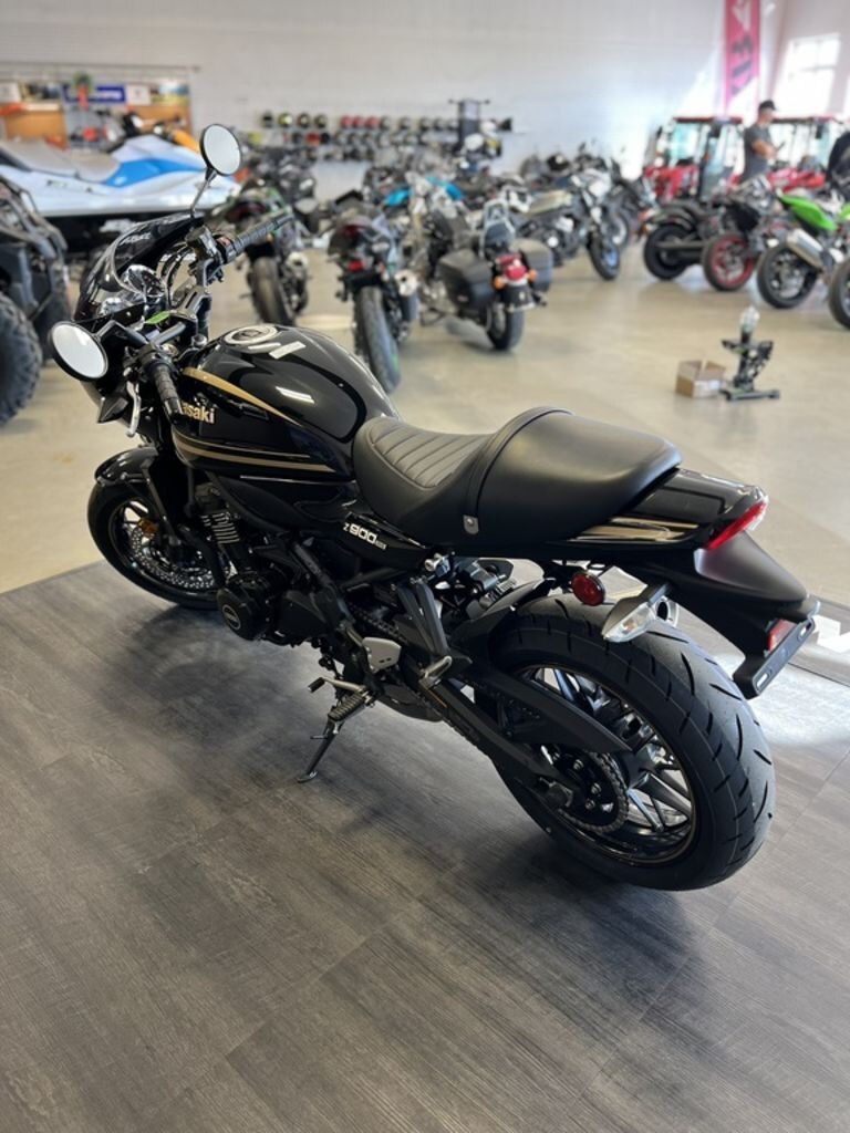 2024 Kawasaki Z900RS Cafe | Power & Performance