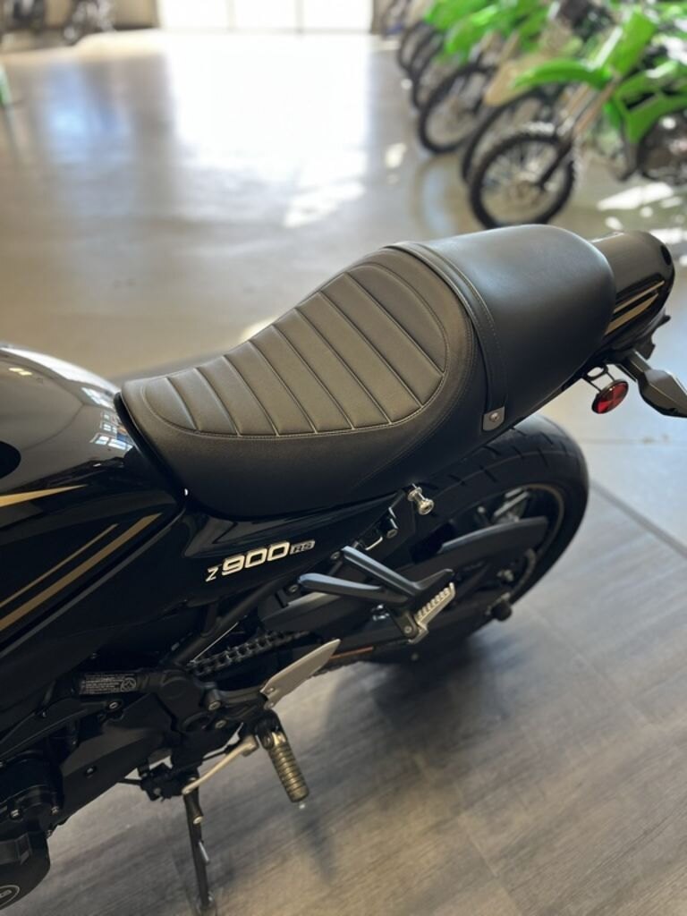 2024 Kawasaki Z900RS Cafe | Power & Performance