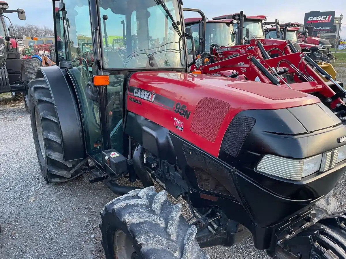 2010 Case IH FARMALL 95N