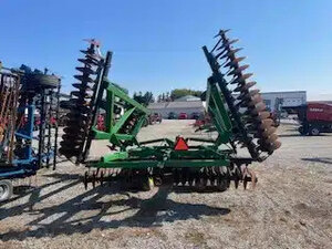 John Deere 630