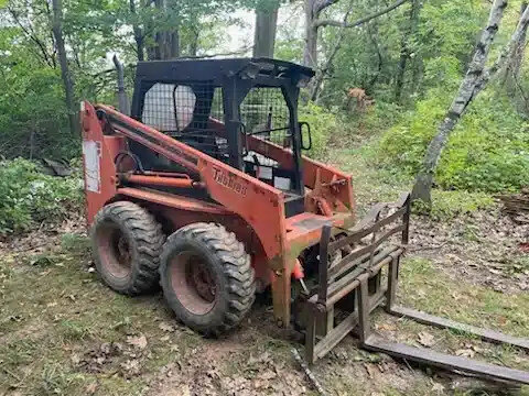 1994 Thomas Equipment T133