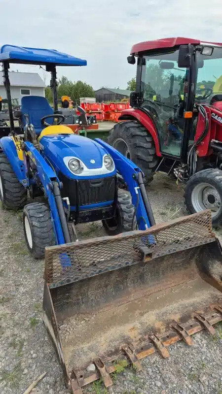 2012 New Holland BOOMER 25