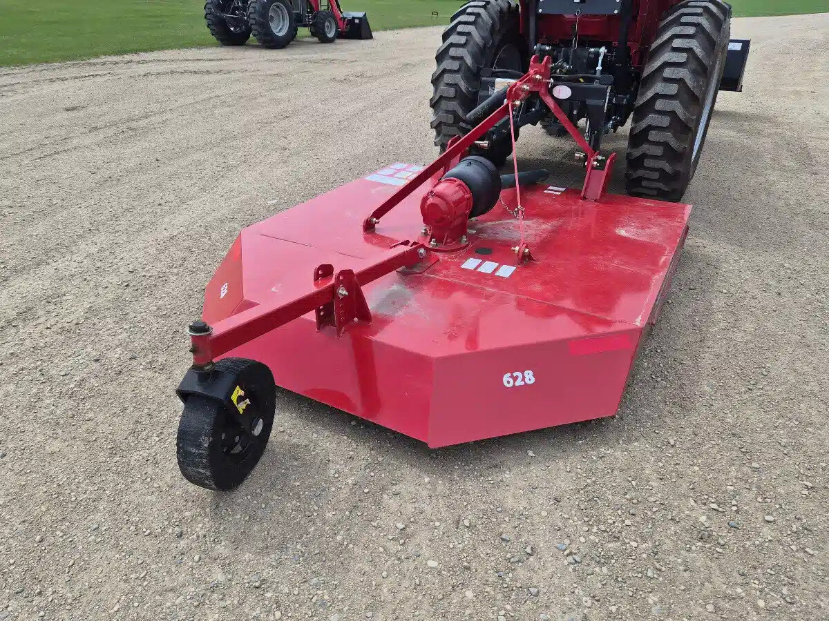 2025 Farm King Y628