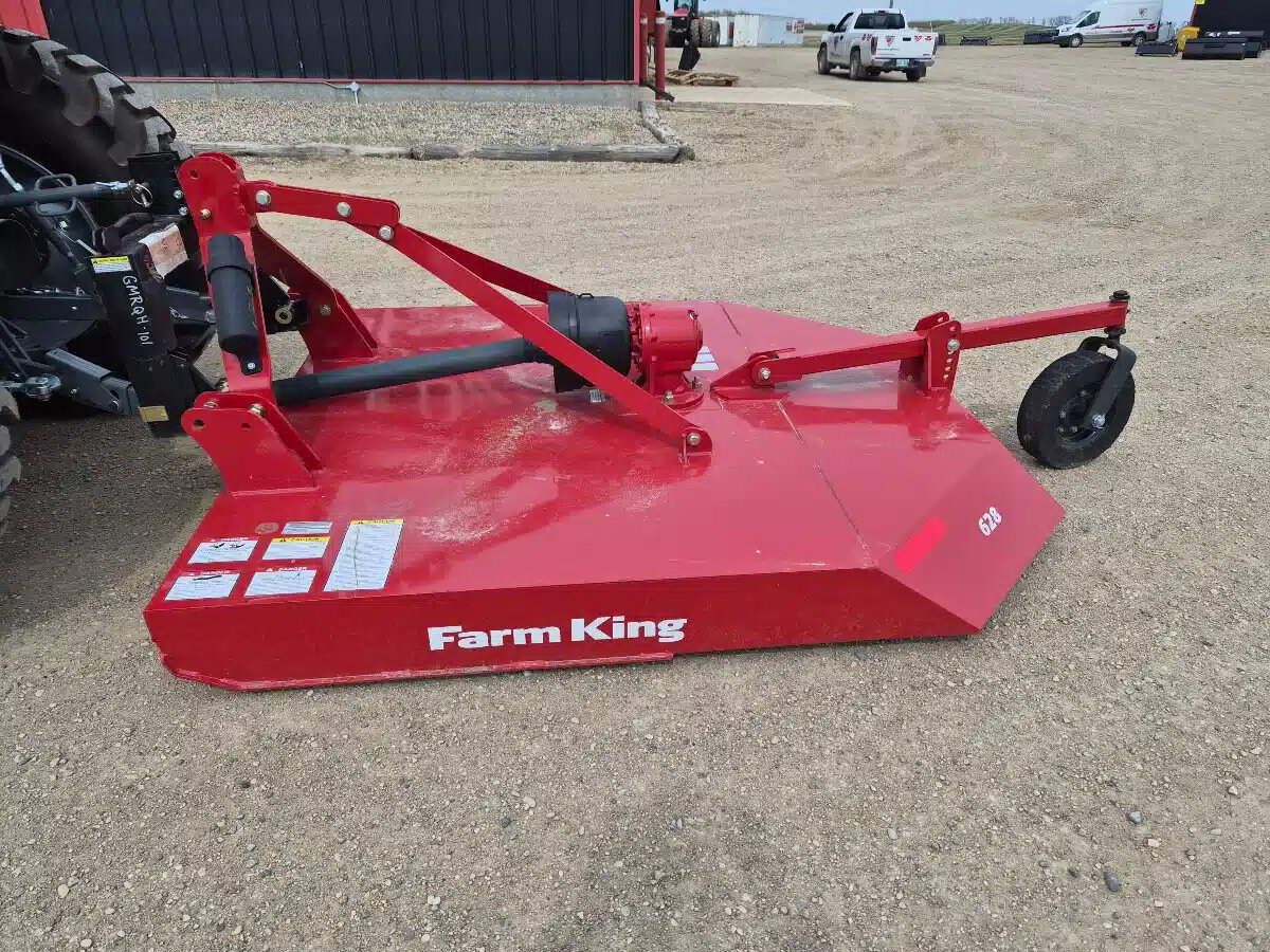 2025 Farm King Y628