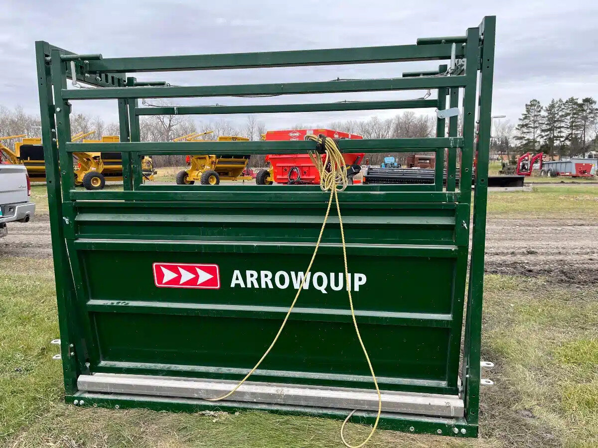 Arrowquip 8' ally with scale