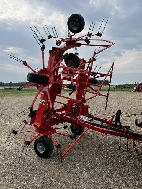 2017 Kuhn GF 8702 THA