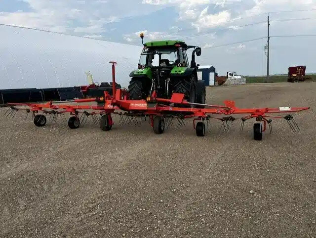 2017 Kuhn GF 8702 THA