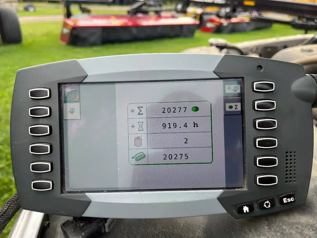 2017 Massey Ferguson 2956A