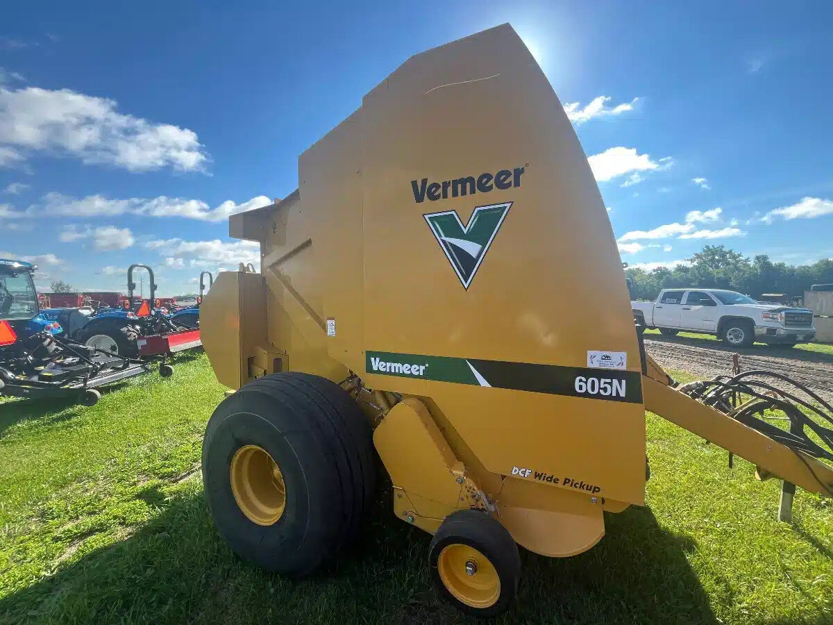 2015 Vermeer 605N