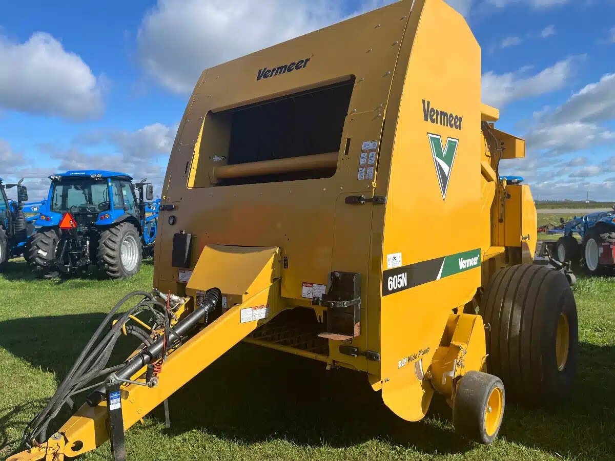 2015 Vermeer 605N