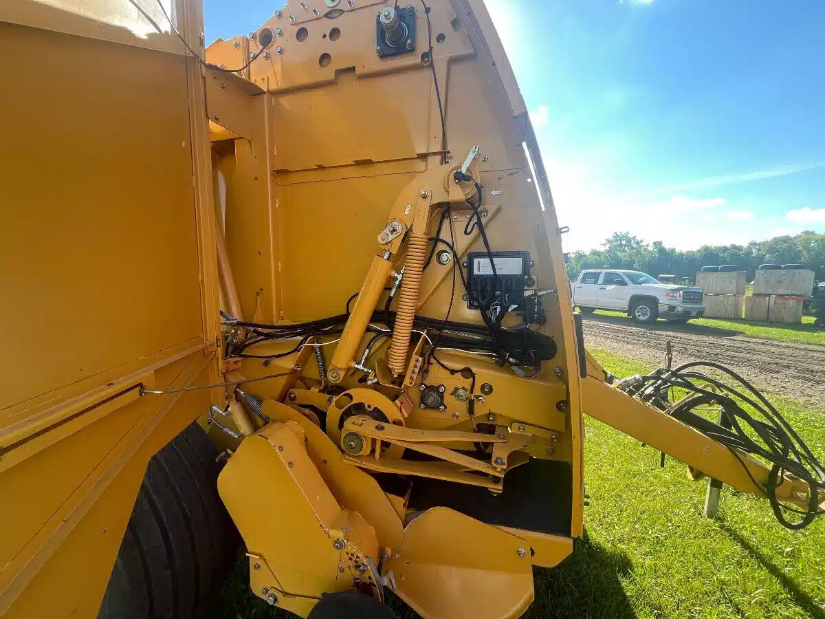 2015 Vermeer 605N