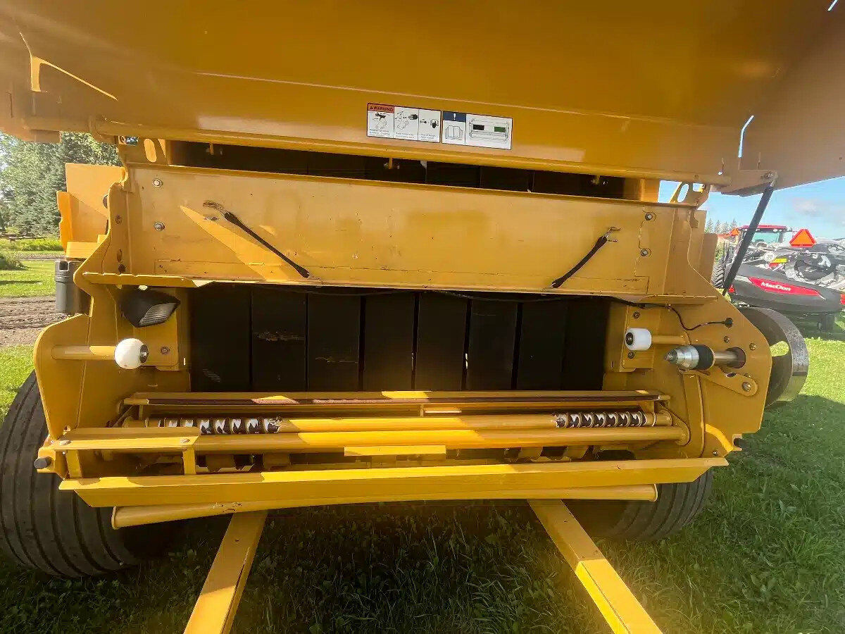 2015 Vermeer 605N