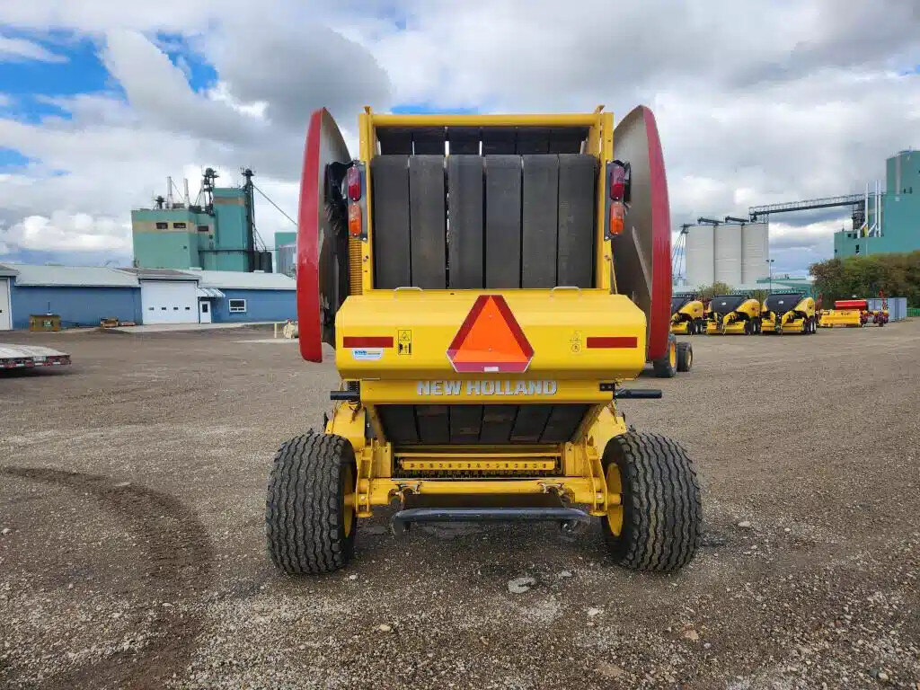 2022 New Holland ROLL BELT 450
