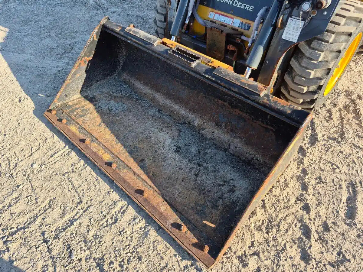 2022 DEERE 318G