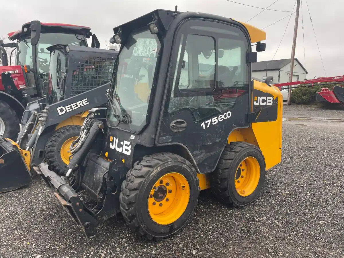 2016 JCB 175