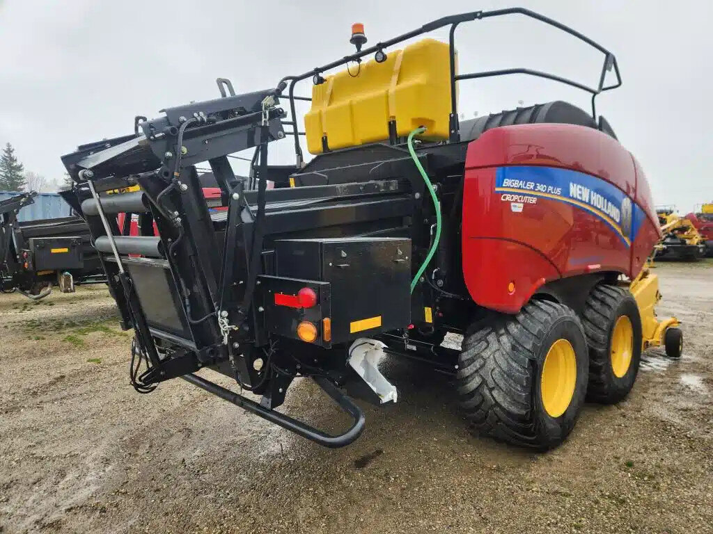 2021 New Holland BIG BALER 340
