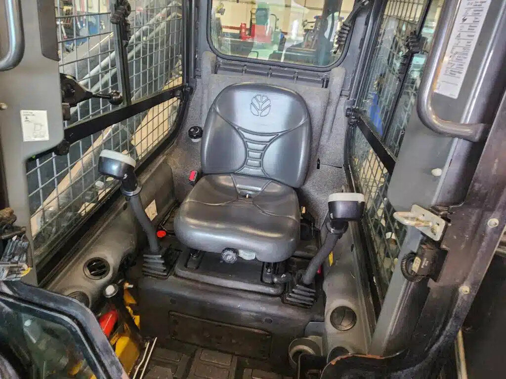 2015 Unspecified l225